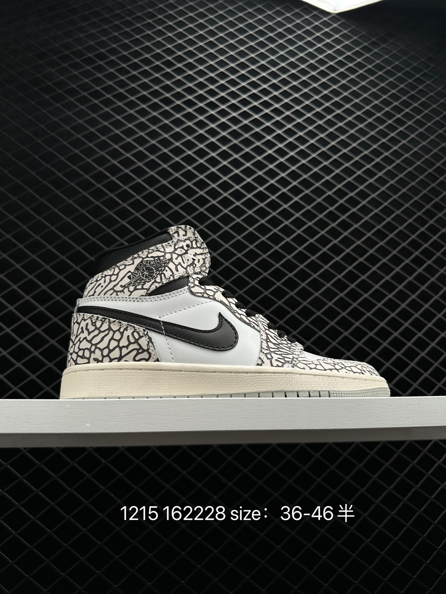 Nike Air Jordan 1 Retro High OG Nike Air Jordan 1 Retro High OG